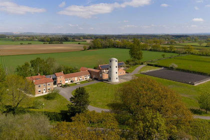 7.5 acres of Equestrian property for sale in Seaton Ross