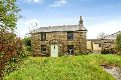 5 acres of Cottage for sale in Camelford