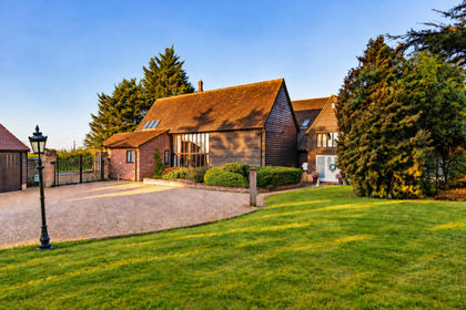 1.5 acres of Barn Conversion for sale in Magdalen Laver