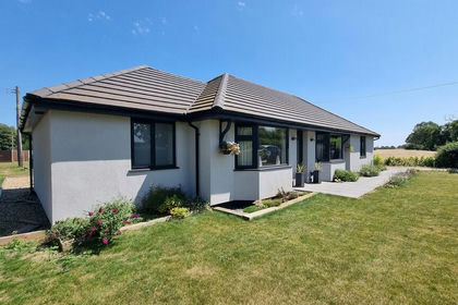 1 acre of House with Land for sale in Spexhall