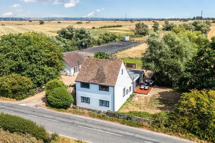 2.8 acres of Equestrian property for sale in Old Romney