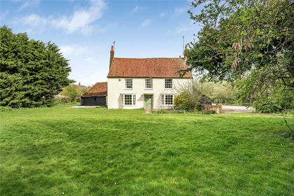 1.1 acres of Farmhouse for sale in Coldharbour