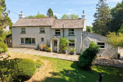 5 acres of Farmhouse for sale in North Petherwin