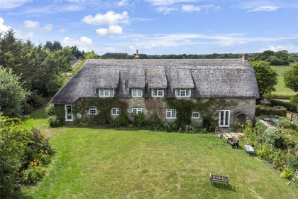 9 acres of House with Land for sale in Holnest