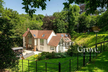 6.5 acres of House with Land for sale in Clent
