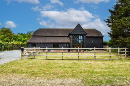 Barn Conversion for sale in Navestock