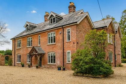 4.1 acres of Country Home for sale in Burley