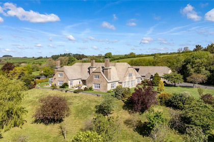 7 acres of Land for sale in Llanfihangel Rhydithon