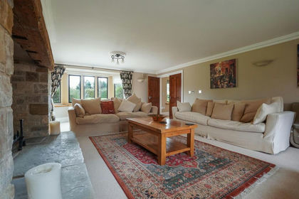 1.8 acres of House with Land for sale in Luddington