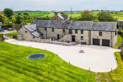 4.5 acres of Farmhouse for sale in Welsh St. Donats