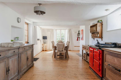 3.8 acres of Farmhouse for sale in Letheringsett with Glandford