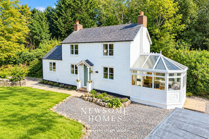 2 acres of House with Land for sale in Halkyn