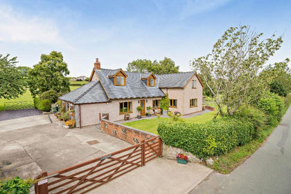 4.7 acres of Land for sale in Llanasa