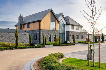 16 acres of Agricultural Land for sale in Kinver