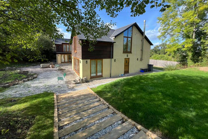 2 acres of Farmhouse for sale in Ilsington