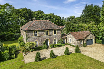 7.6 acres of Country Home for sale in Priddy