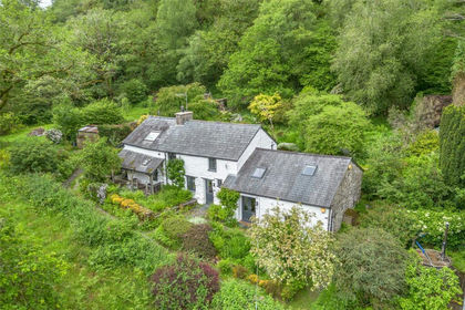 8.7 acres of House with Land for sale in Ffestiniog