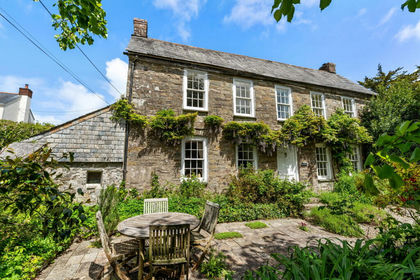 1.8 acres of Farmhouse for sale in St. Teath
