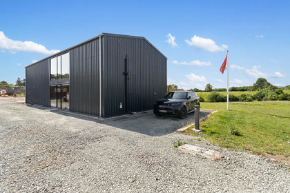 8 acres of Land for sale in Hallow