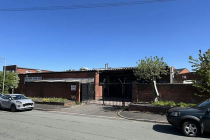 Warehouse for sale in Bridgtown