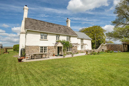 1.2 acres of House with Land for sale in Bishop's Nympton