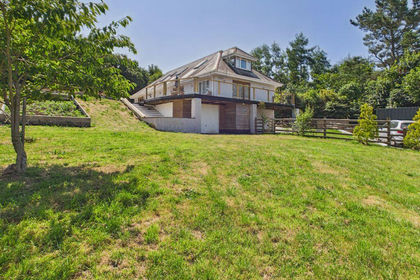 1.5 acres of House with Land for sale in Constantine