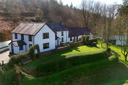 2.5 acres of Land for sale in Cynwyl Gaeo