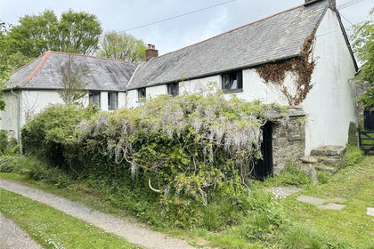 4.7 acres of House with Land for sale in Hartland