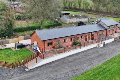 Land for sale in Llanfair Caereinion