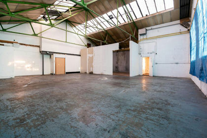 Warehouse for sale in Brent West