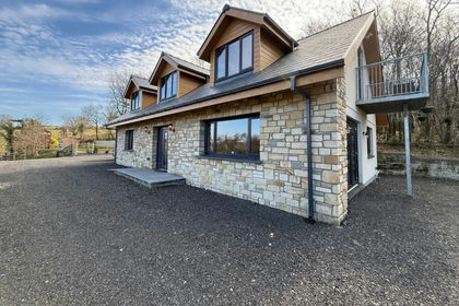 2 acres of House with Land for sale in Llandysul