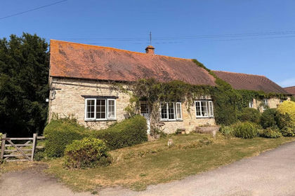 7.5 acres of House with Land for sale in Badgeworth