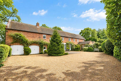 Barn Conversion for sale in Wall