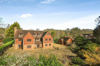 13 acres of Land for sale in Mayfield and Five Ashes