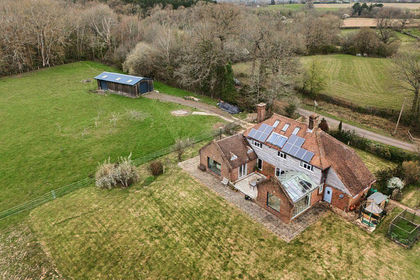19 acres of House with Land for sale in Chiddingstone