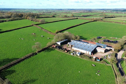 2.5 acres of Agricultural Land for sale in Woolfardisworthy