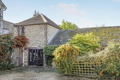 Land for sale in Selwood