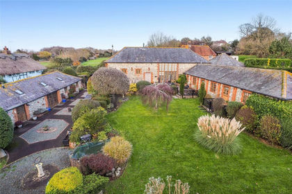 Land for sale in Warningcamp