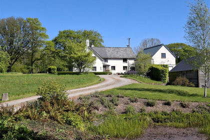 15 acres of Farmhouse for sale in Longtown