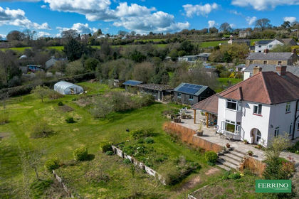 1 acre of House with Land for sale in Ruardean