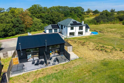 3.9 acres of House with Land for sale in Thelbridge