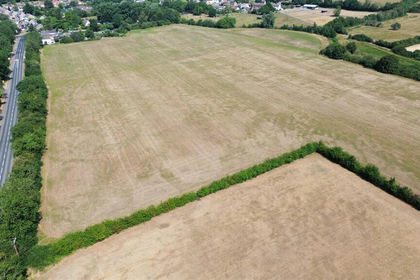 22 acres of Arable Land for sale in Alconbury Weston