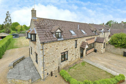 Barn Conversion for sale in Woodnewton