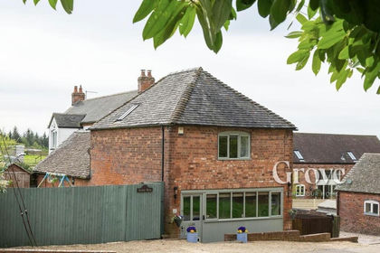 Barn Conversion for sale in Romsley