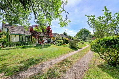 2 acres of House with Land for sale in Magdalen Laver