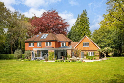 1.9 acres of House with Land for sale in Linchmere