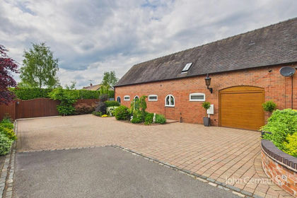 Barn Conversion for sale in Rocester
