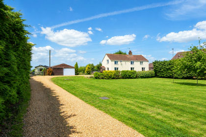 7.6 acres of House with Land for sale in Stow Bardolph