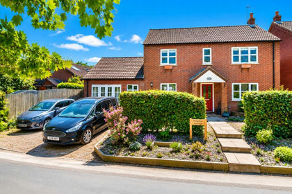 2 acres of House with Land for sale in Holmpton