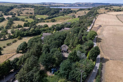 1.2 acres of Cottage for sale in Meltham